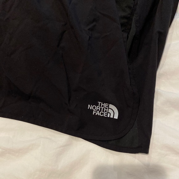 North Face Performance Running Shorts - Picture 4 of 4